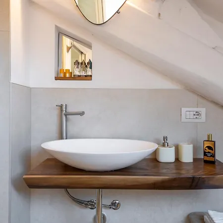 Bright Penthouse Attic In The Heart Of Milan Apartment Exterior photo